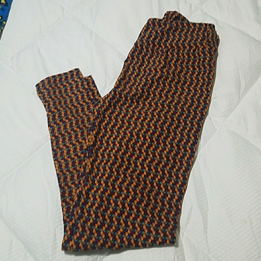 LulaRoe one size leggings
